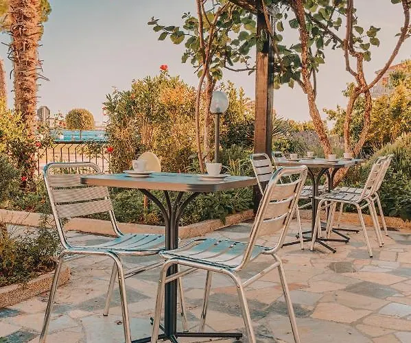 Seafront Guest house