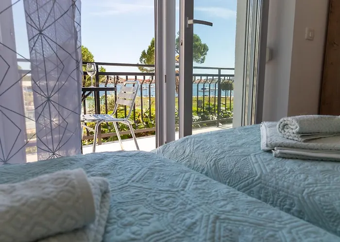 Seafront Gæstehus 3*